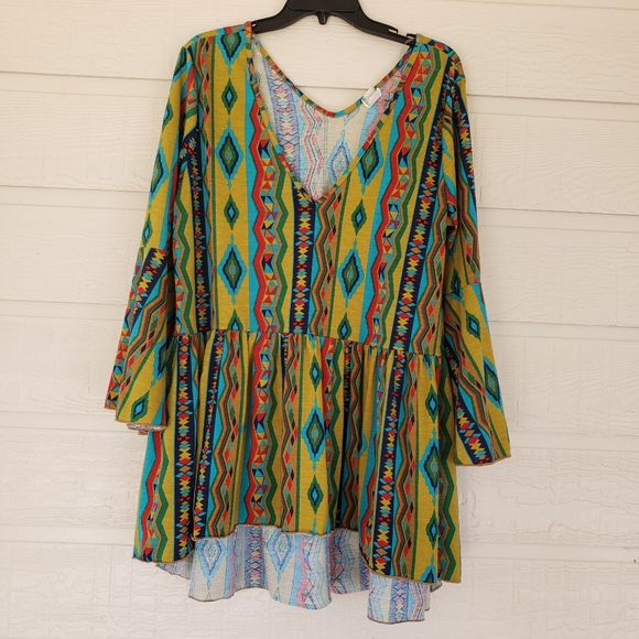 giddy up glamour Tops - Lg.3/4 Bell Sleeves low Vneck Swing yellow tunic